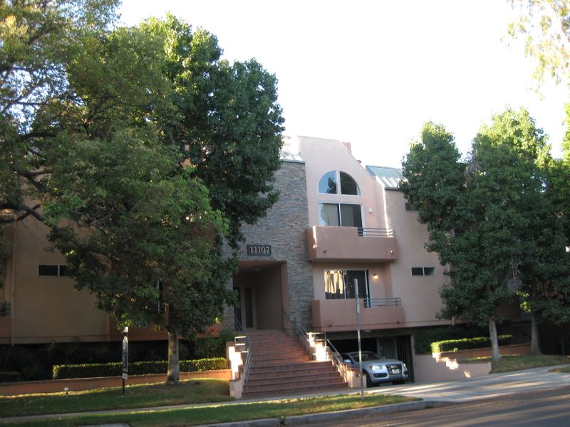 roommates in North Hollywood Private Room in 2Bed.2Bath - cirtru.com