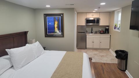 roommates in Undisclosed, College Park, GA 30349 High speed Wi-Fi  Fresh air with back patio,  plush mattresses to sleep better.  a place to call home (id. 6047) - cirtru.com