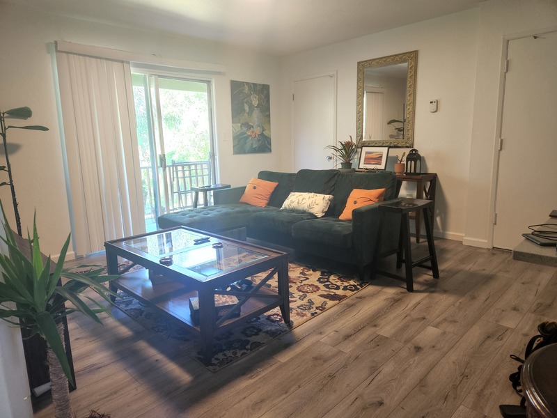roommates in Aptos Private Room in 2Bed.1Bath - cirtru.com