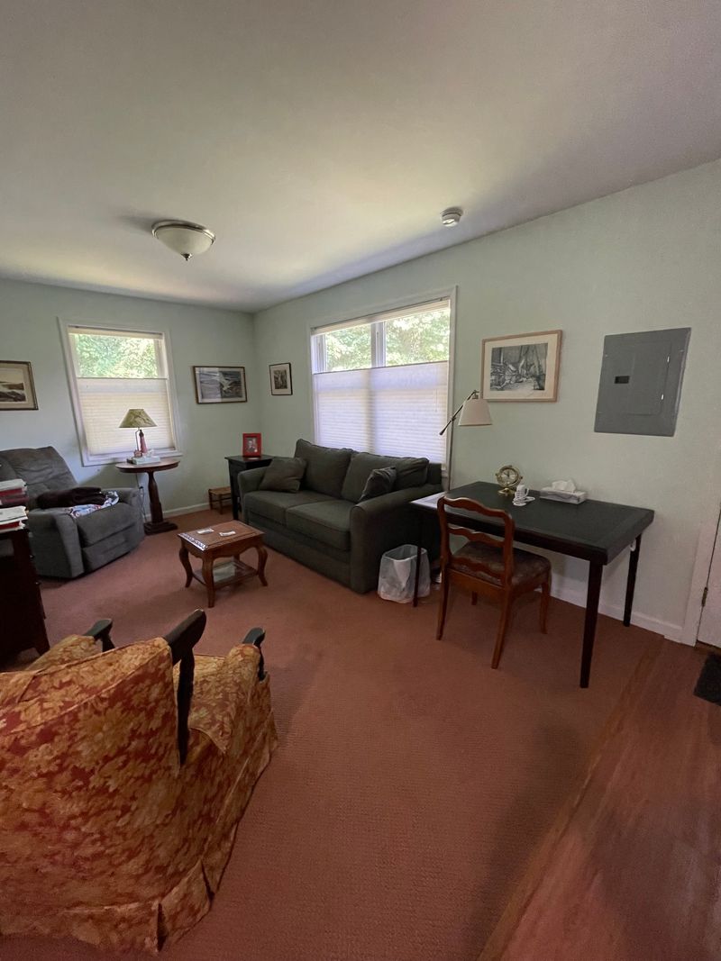 roommates in Newark Entire Place 1Bed.1Bath - cirtru.com