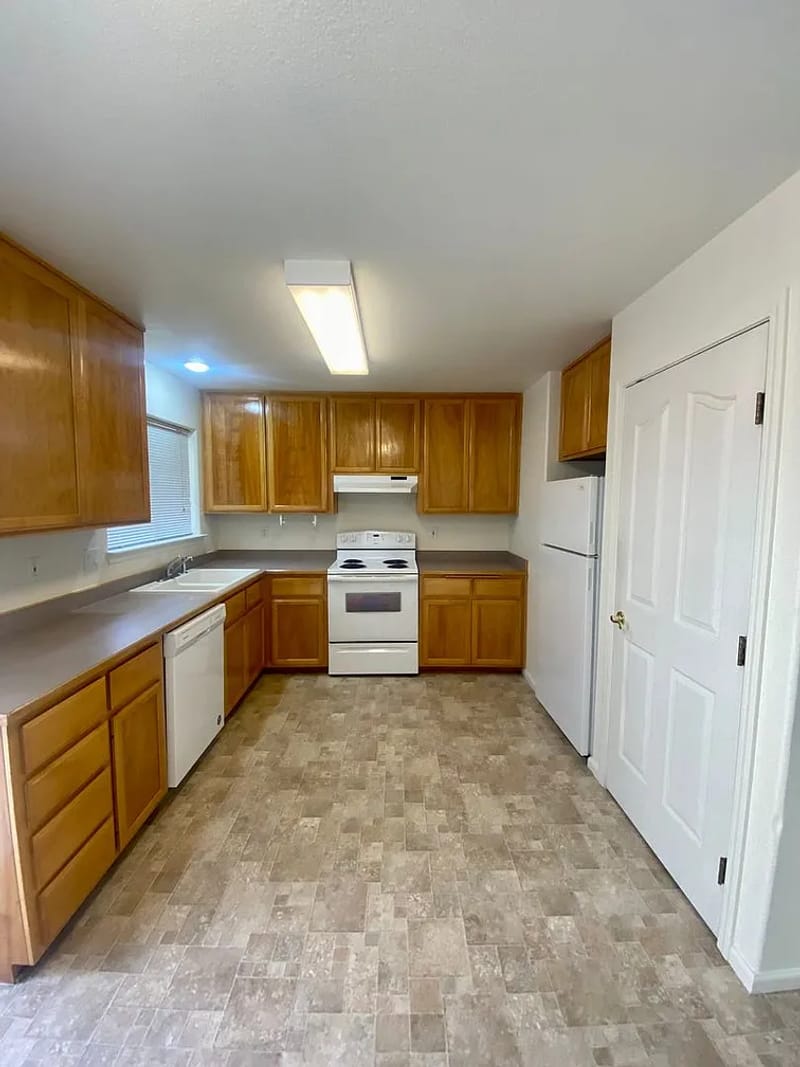 roommates in Klamath Falls Private Room in 2Bed.1Bath - cirtru.com