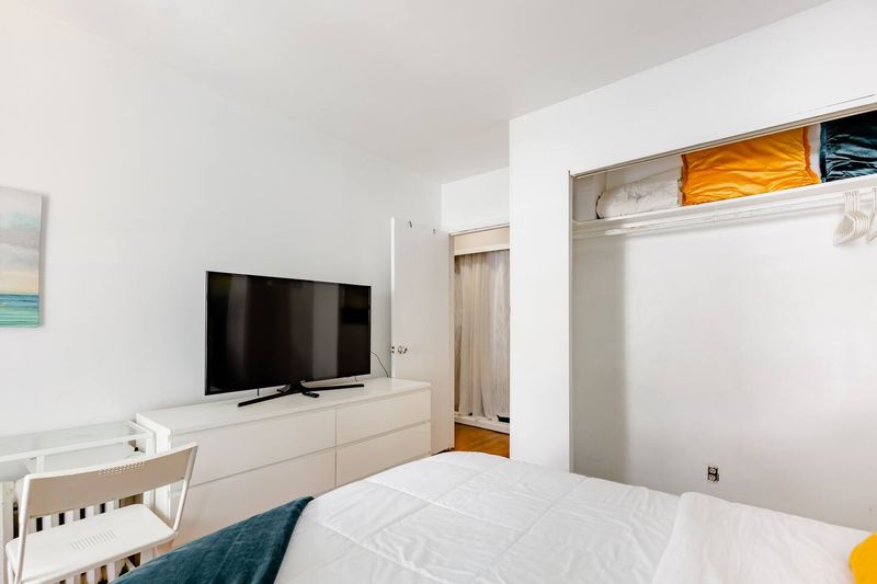 Private Room in 3Bed.1Bath