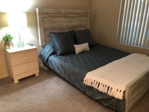 Private Room in 2Bed.2Bath