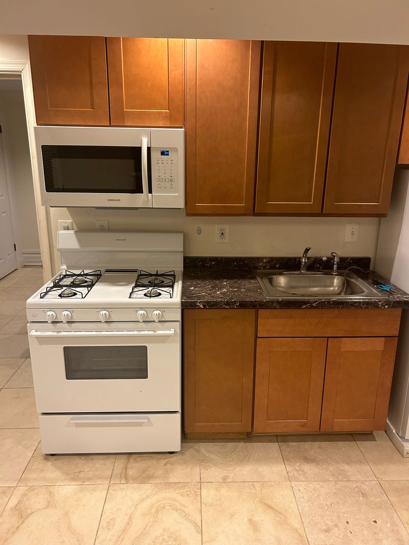 roommates in Bethesda Room1Bed.1Bath - cirtru.com