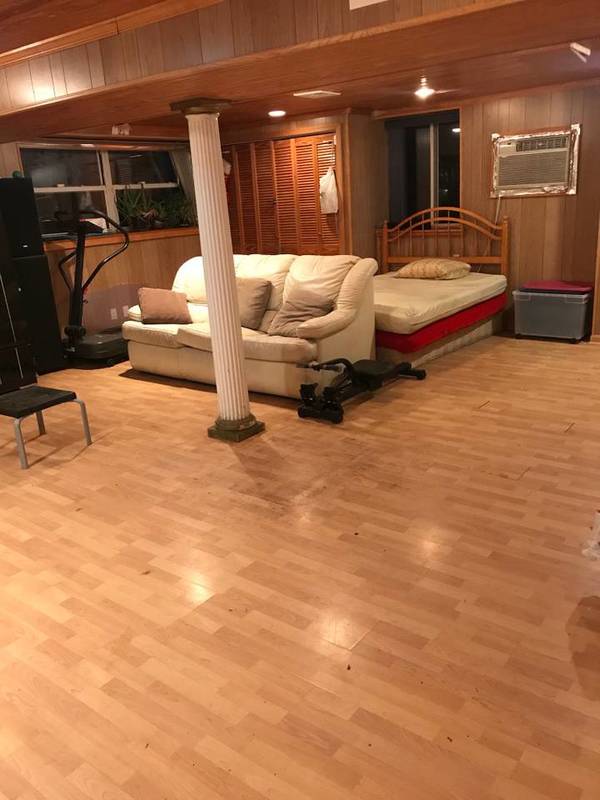 roommates in Scarsdale Hilltop Luxury Studio with Jacuzzi - cirtru.com
