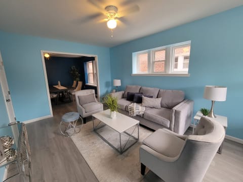 Private Room in 1Bed.1Bath