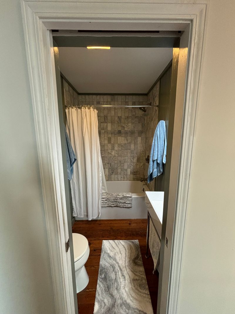 roommates in New Orleans Entire Place 1Bed.1Bath - cirtru.com