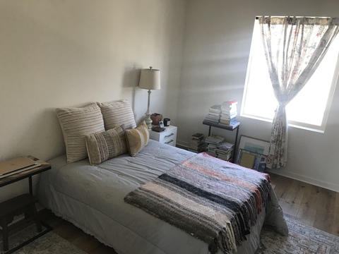 Private Room in 3Bed.3Bath
