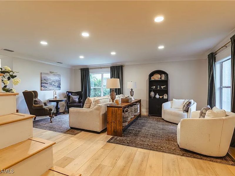 roommates in Lehigh Acres Private Room in 3Bed.2.5Bath - cirtru.com