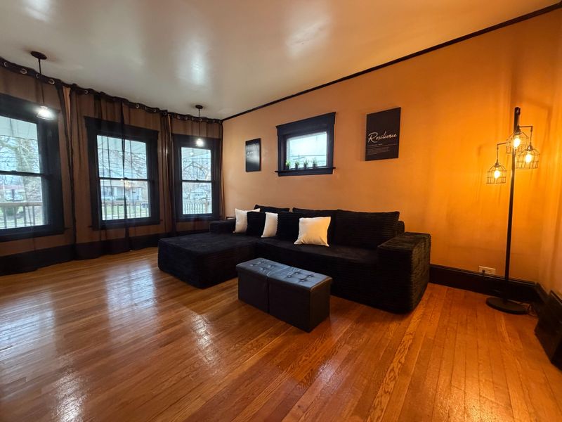 roommates in Undisclosed, Cleveland, OH 44110 14801 Westropp Ave (id. 31036) - cirtru.com