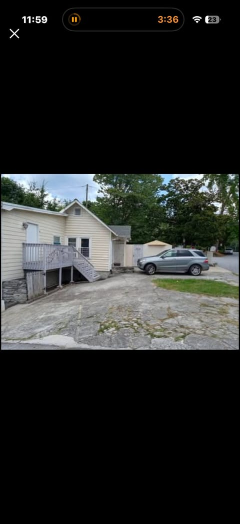 Entire Place 3Bed.1.5Bath