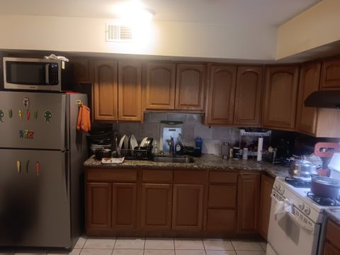 Private Room in 3Bed.2Bath