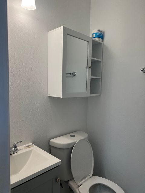 Private Room in 1Bed.1Bath