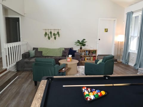 Quiet Neighborhood, 15 min from Ft. Bragg and Cape Fear Hospital (shared space) (id. 38426)