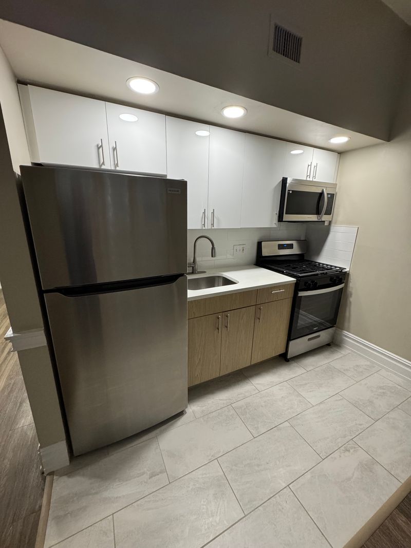 roommates in New Haven Entire Place 1Bed.1Bath - cirtru.com