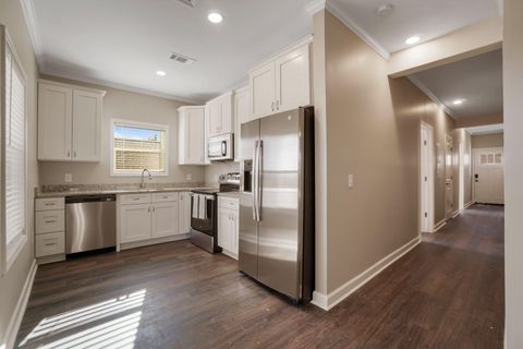 roommates in Undisclosed, Atlanta, GA 30318 NEW CONSTRUCTION Home with ALL Private Ensuite Bathrooms and Mini Fridges. Close to Midtown and Downtown! (id. 26838) - cirtru.com