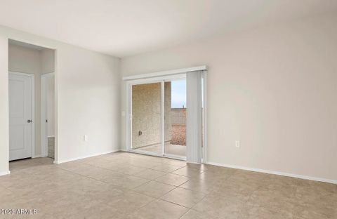 Private Room in 3Bed.2.5Bath