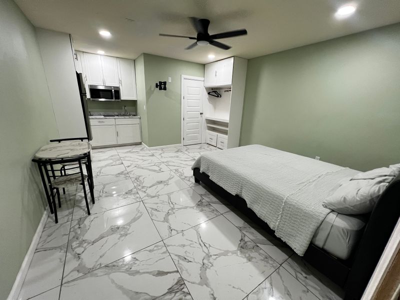 roommates in Mission Private Room in 1Bed.1Bath - cirtru.com