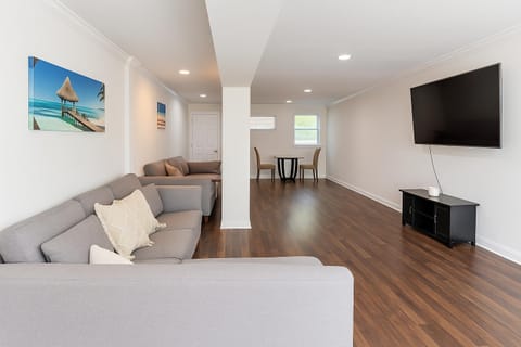 Cozy shared home in Triangle VA (id. 34346)