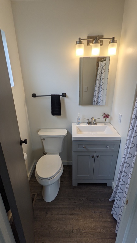 roommates in Santa Rosa Private Room in 3Bed.2Bath - cirtru.com