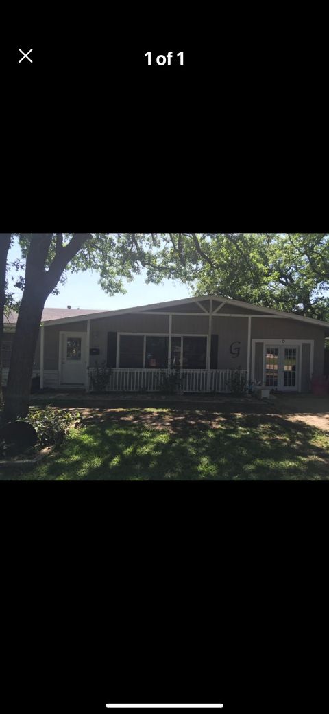 Entire Place 4Bed.2Bath