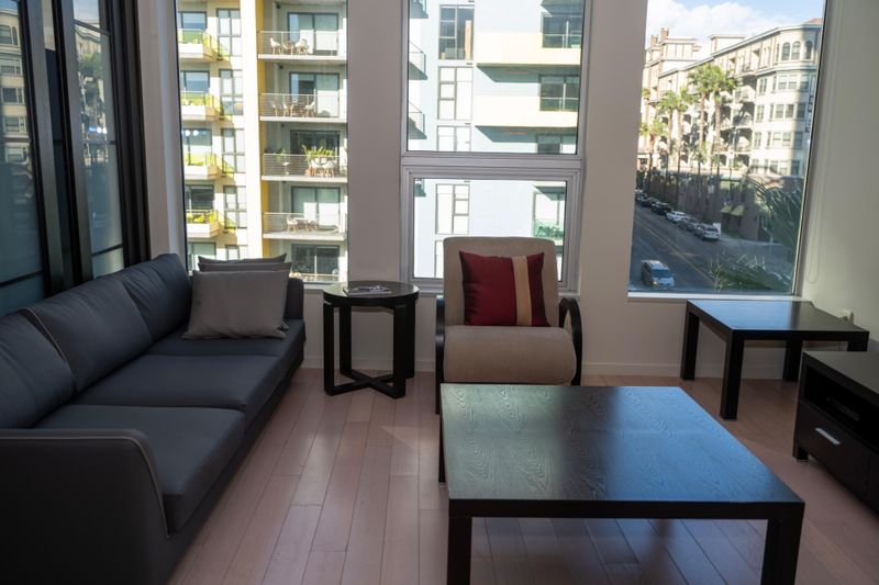 roommates in Undisclosed, Los Angeles, CA 90017 DTLA Luxury Apartment (id. 31257) - cirtru.com