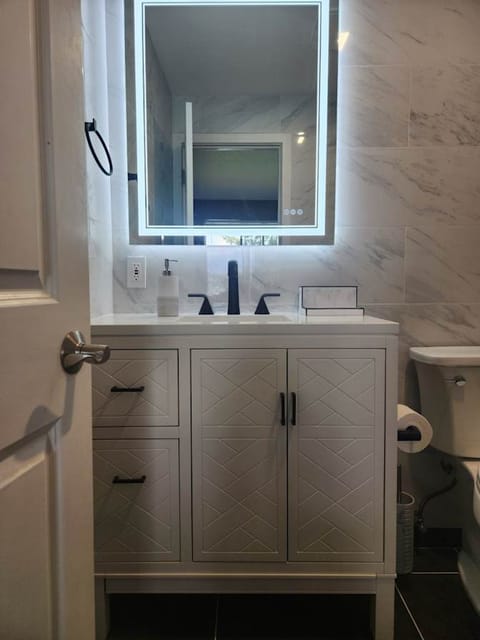 Private Room in 3Bed.2Bath