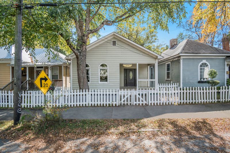Entire Place 4Bed.3Bath