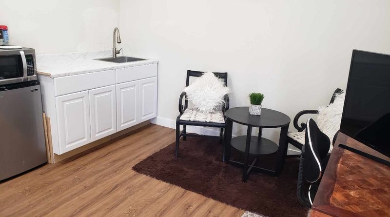 Entire Place 1Bed.1Bath