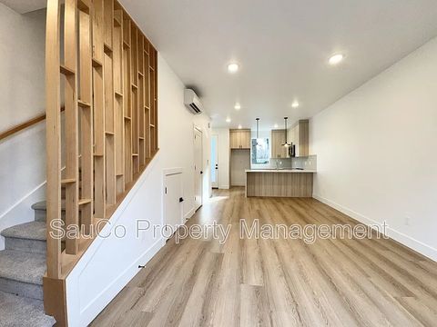 Private Room in 2Bed.2.5Bath