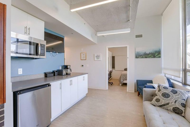 roommates in Undisclosed, Kansas City, MO 64110 4-BDR Pod on Rockhurst & UMKC campus for Students & Professionals Nurses (id. 10542) - cirtru.com