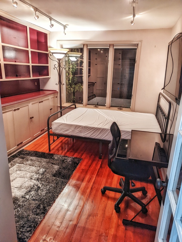 Private Room in 2Bed.1Bath