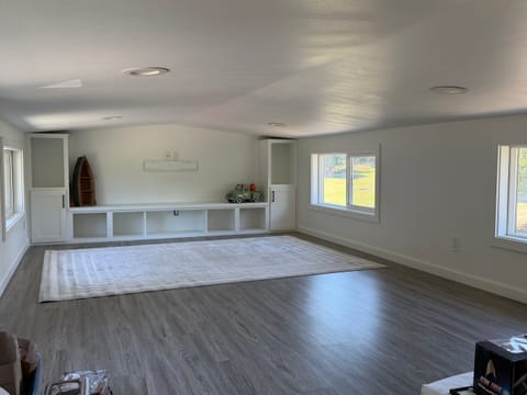 roommates in Ridgefield Entire Place 2Bed.1Bath - cirtru.com