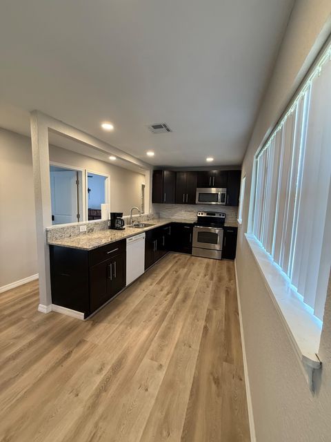 Renovated Centrally Located Orlando Home (id. 32384)