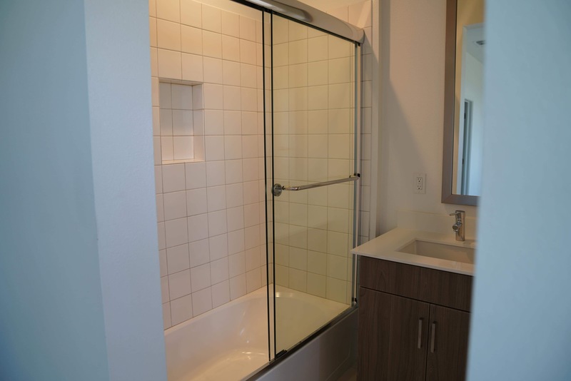 Private Room in 3Bed.4Bath