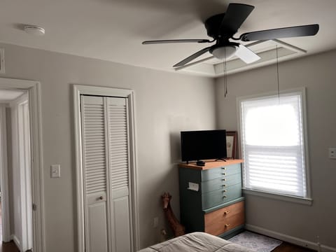 Room2Bed.1.5Bath