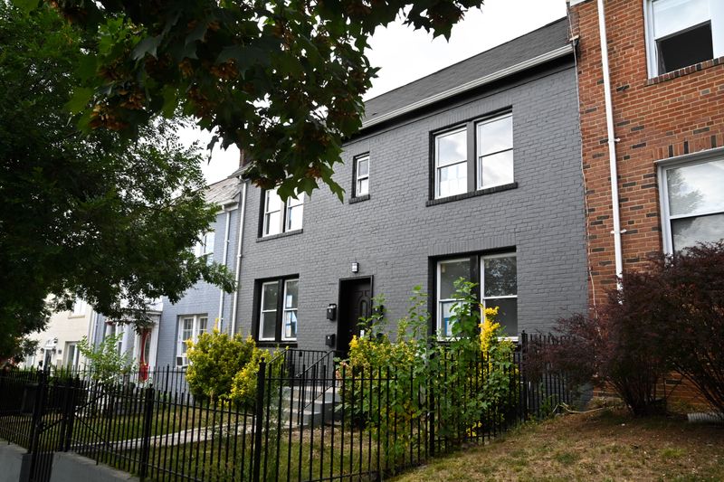 roommates in Washington Entire Place 2Bed.1Bath - cirtru.com