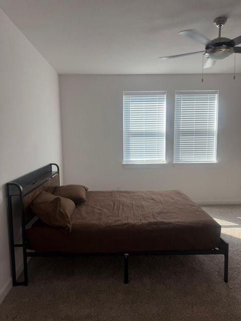 Leander Home (id. 33214)