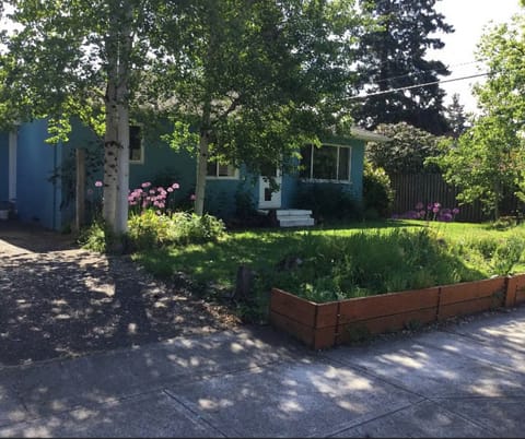 Entire Place 2Bed.1Bath