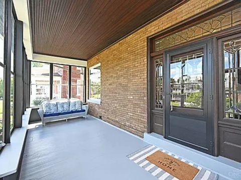 Entire Place 4Bed.2.5Bath