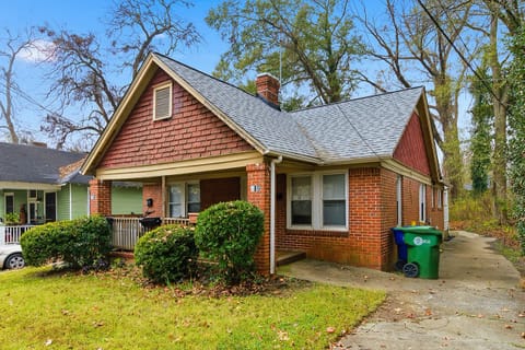 Entire Place 2Bed.1Bath