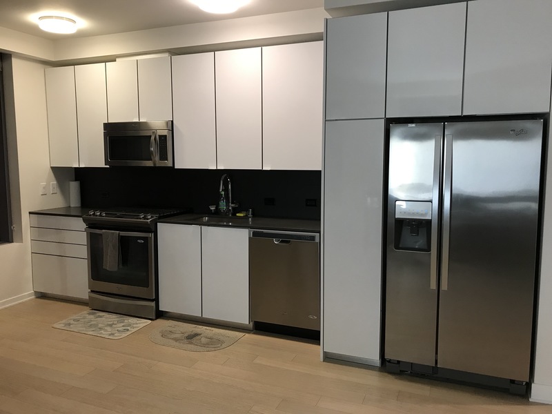 roommates in San Francisco Master bedroom in SF downtown - cirtru.com