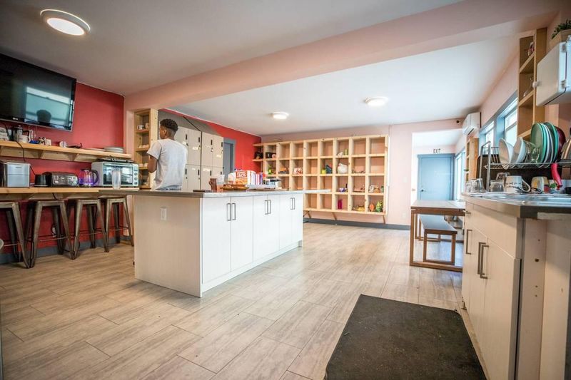 roommates in Undisclosed, Los Angeles, CA 90004 Co-living in Melrose Hill (East Hollywood) (id. 20965) - cirtru.com