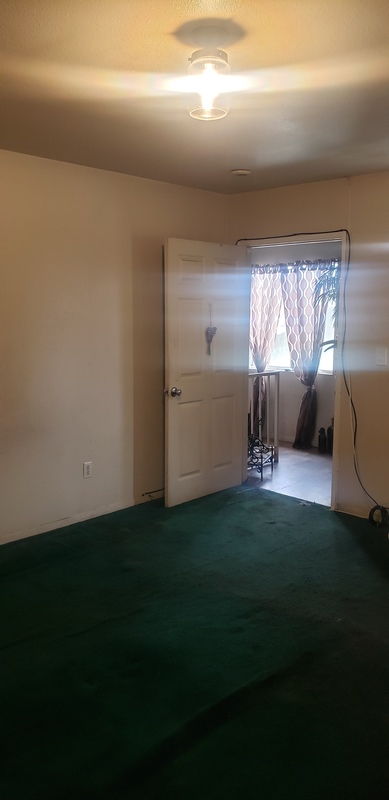 Private Room in 3Bed.2Bath