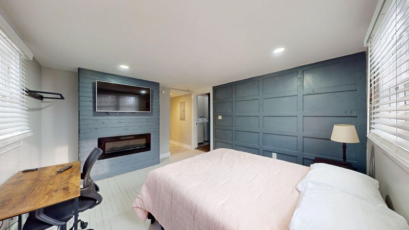 roommates in Undisclosed, Atlanta, GA 30315 Live in Vibrant Lakewood Heights Atlanta Community next to the heart of it all (id. 24817) - cirtru.com