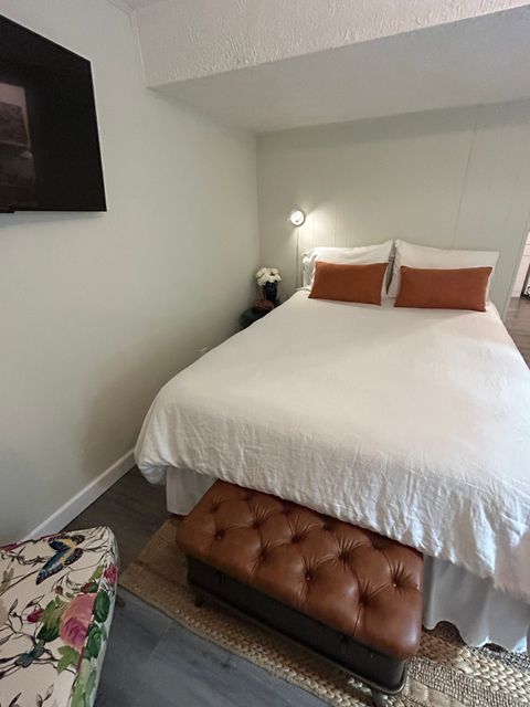 Private Room in 1Bed.1Bath