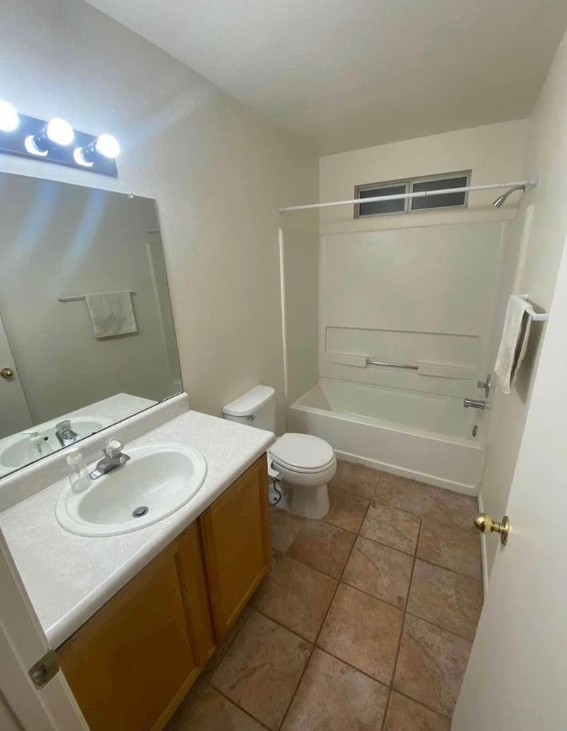 roommates in Tucson Private Room in 3Bed.2Bath - cirtru.com