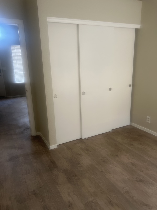 Private Room in 3Bed.4Bath