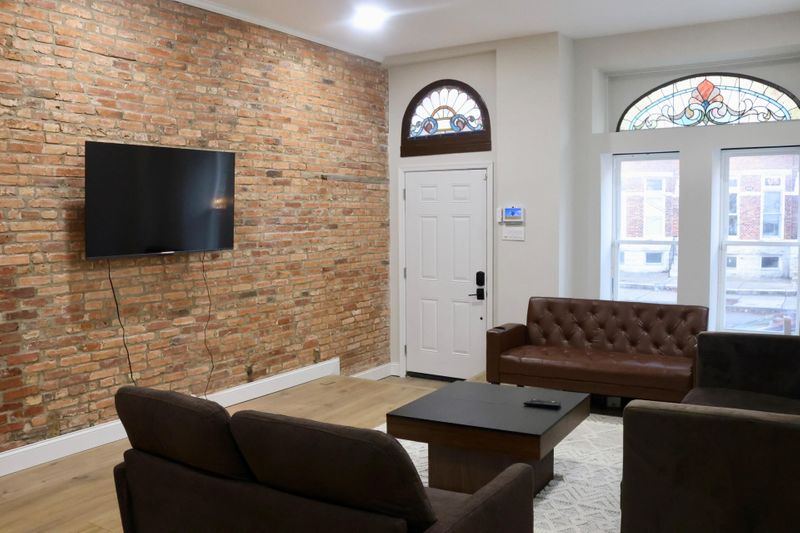 roommates in Undisclosed, Baltimore, MD 21218 Live in Barclay/Charles Village (id. 25783) - cirtru.com