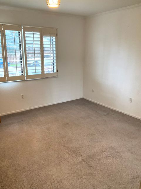 Private Room in 3Bed.1.5Bath